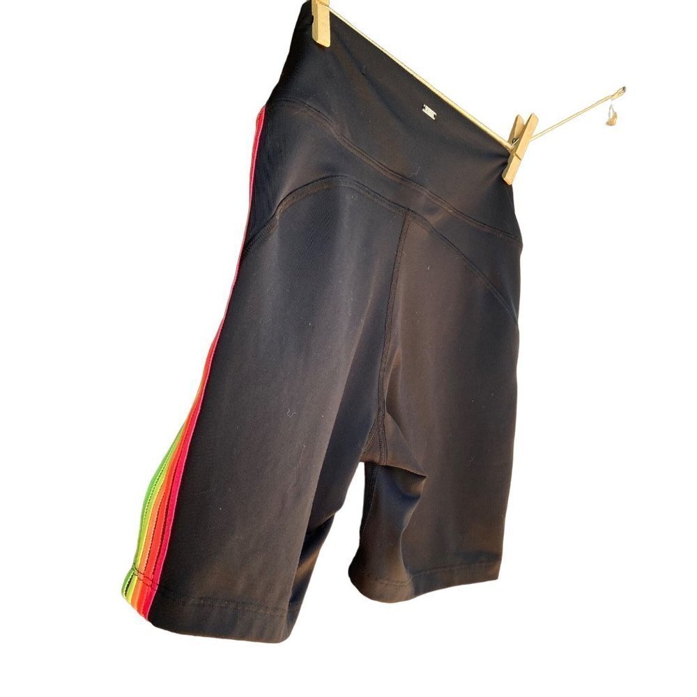 Pink Victoria’s Secret Ultimate Black Rainbow Striped Bike Women’s Shorts Size X - Picture 7 of 8